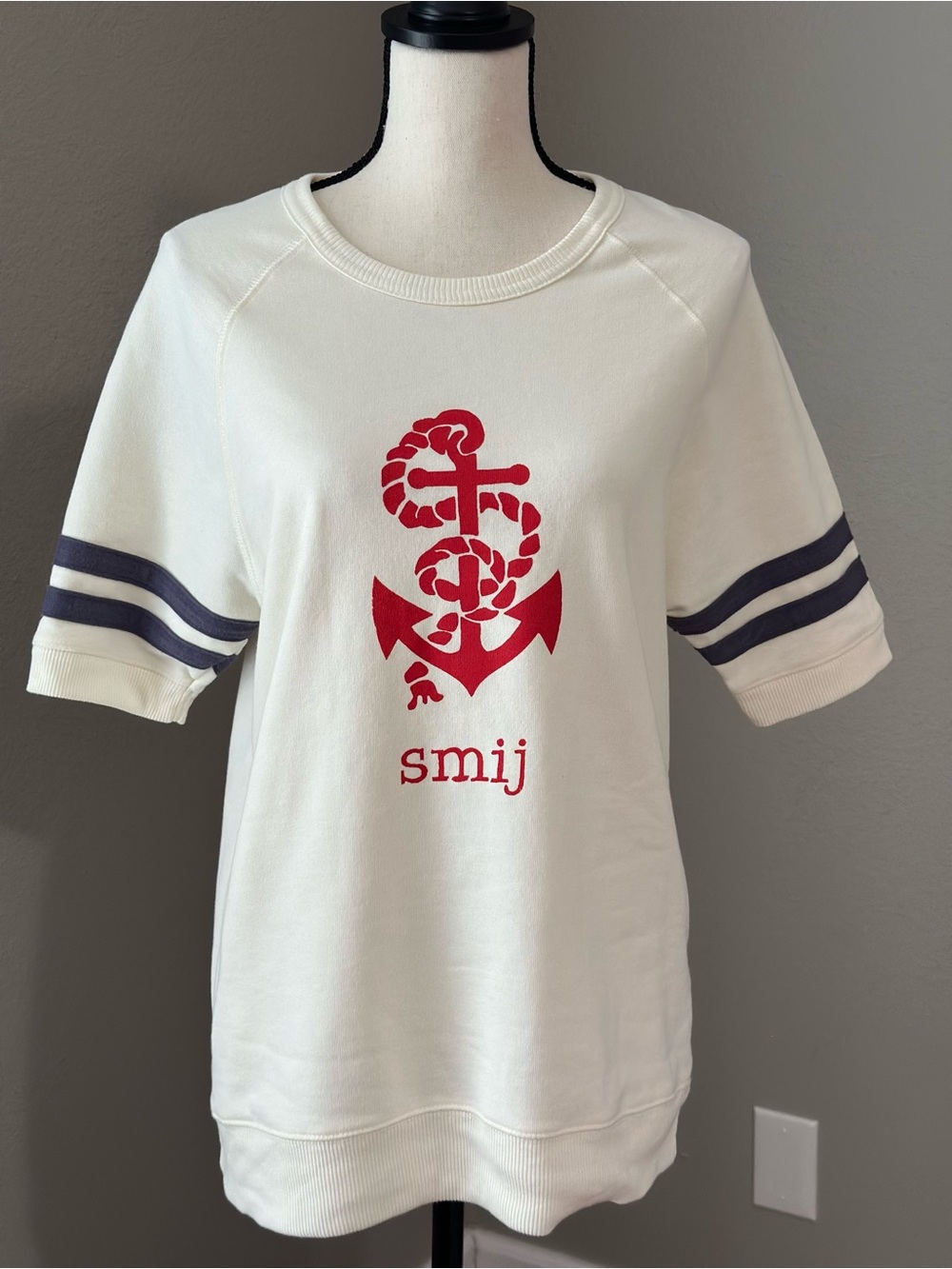 Alternative Cream Top with Red Anchor Print